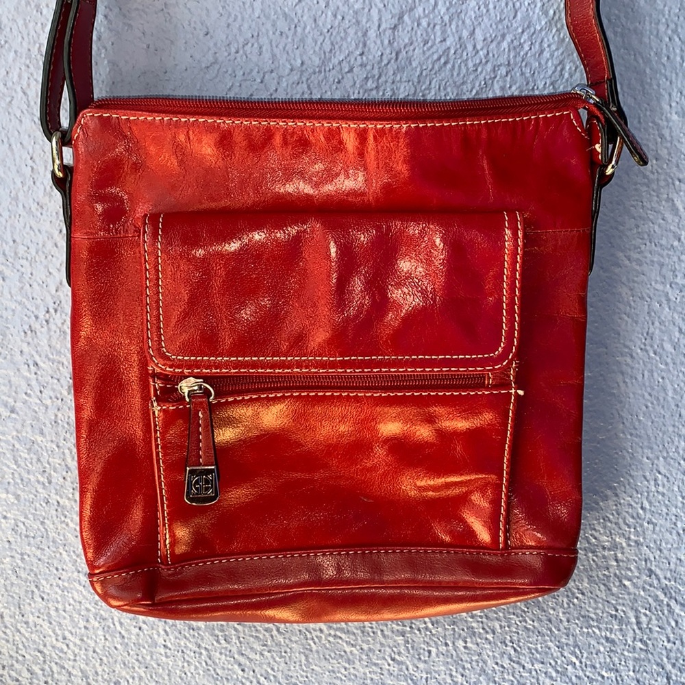 Red Giani Bernini Purse